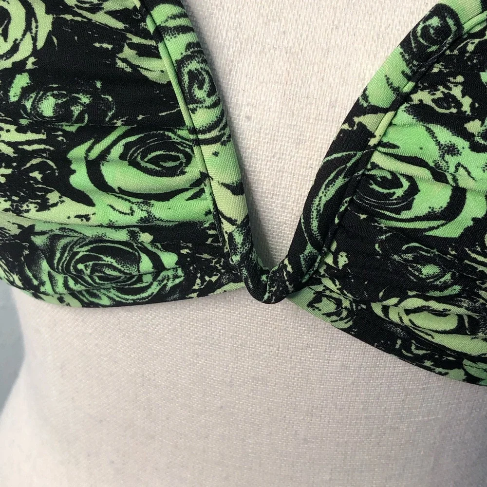 💜💜 Green and Black Floral Bikini Top Lightly Padded Size M